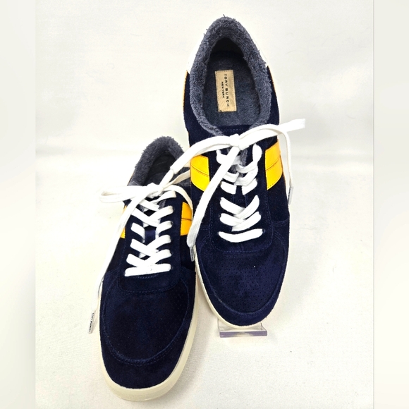 Tory Burch Hank Court Sneaker - Picture 2 of 9